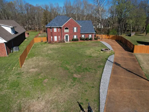 30 Woodmont Dr, Eads, TN 38028