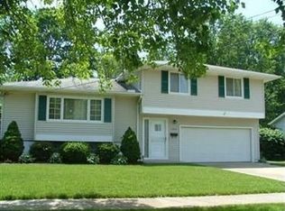 13905 Holland Rd, Brookpark, OH 44142