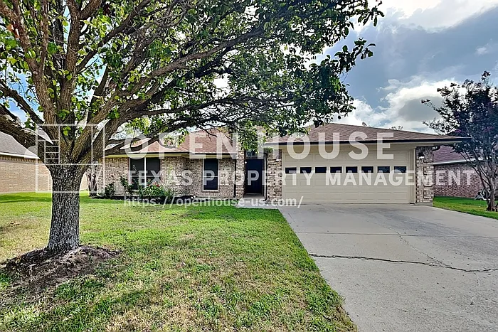 408 Jeffdale Dr — Photo 1