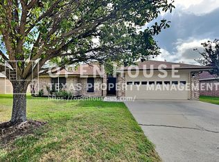 408 Jeffdale Dr, Burleson, TX 76028