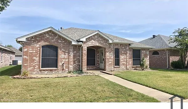 2020 Creek Royal Dr