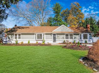 3 Dual Dr, Lake Grove, NY 11755