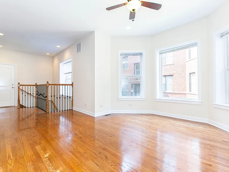 847 W Cornelia Ave #3S — Photo 10