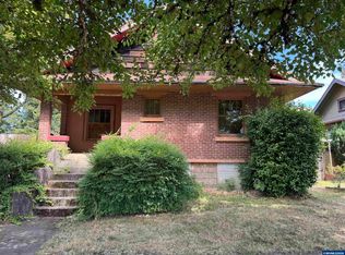 240 SE Davis St, McMinnville, OR 97128