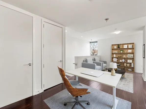 1000 Avenue At Port Imperial image 10 of 29