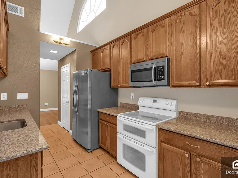 1714 Somerset Pl — Photo 14