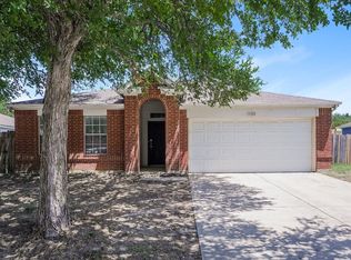 1100 Greenbend Dr, Denton, TX 76210