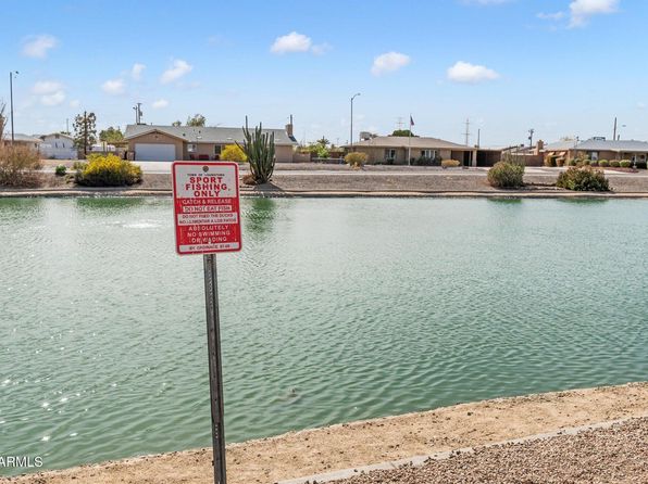 11421 W Lakeshore Dr, Youngtown, AZ 85363