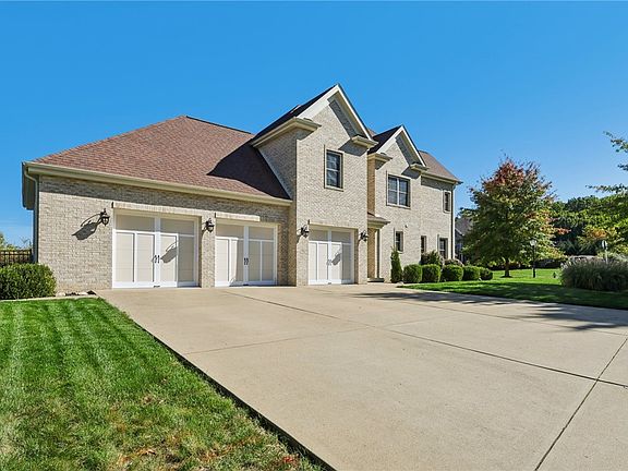 2nd image of 201 Emerson Pines Dr