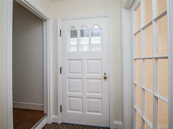 4th image of 169 Mildorf St