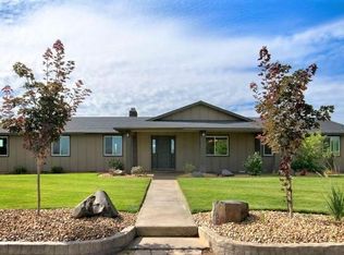 4752 SW Quarry Ave, Redmond, OR 97756