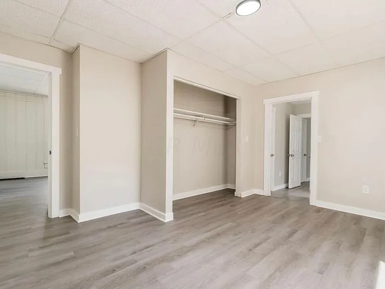 118 S Walnut St #1 — Photo 10
