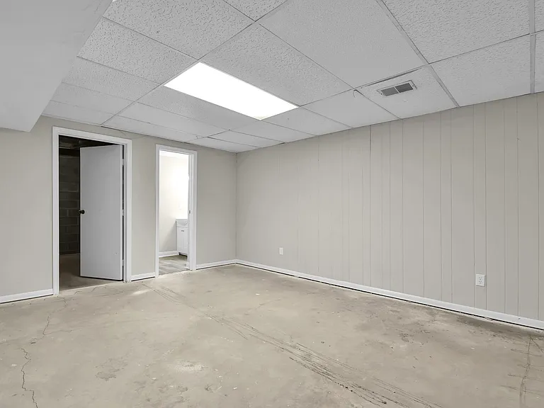 8008-8010 Smoky Row Rd #8008 — Photo 14