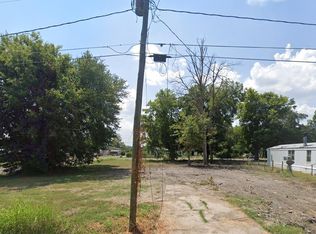 820 Van Zelfden St, Tallulah, LA 71282