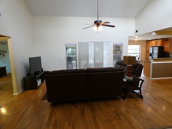 3rd image of 12116 Fruitwood Dr