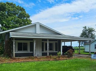 110 S Eastern Ave, Minier, IL 61759