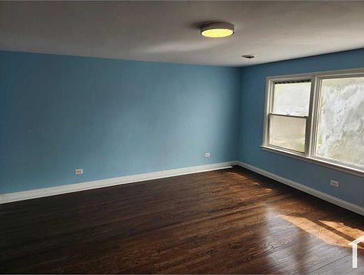 2nd image of 8106 S Kingston Ave #2