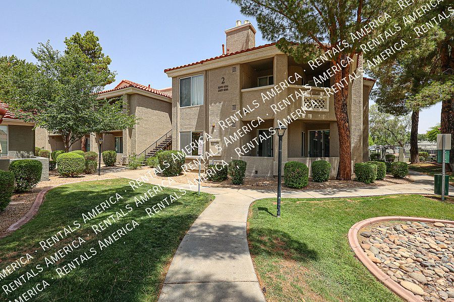 1st image of 2929 W Yorkshire Dr Unit 1016