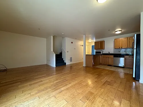 34 Raymond St Photo 1