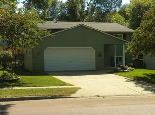 2108 S Melanie Ln, Sioux Falls, SD 57103