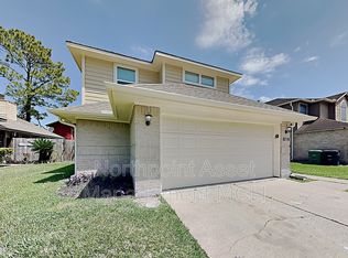 8714 Roaring Point Dr, Houston, TX 77088