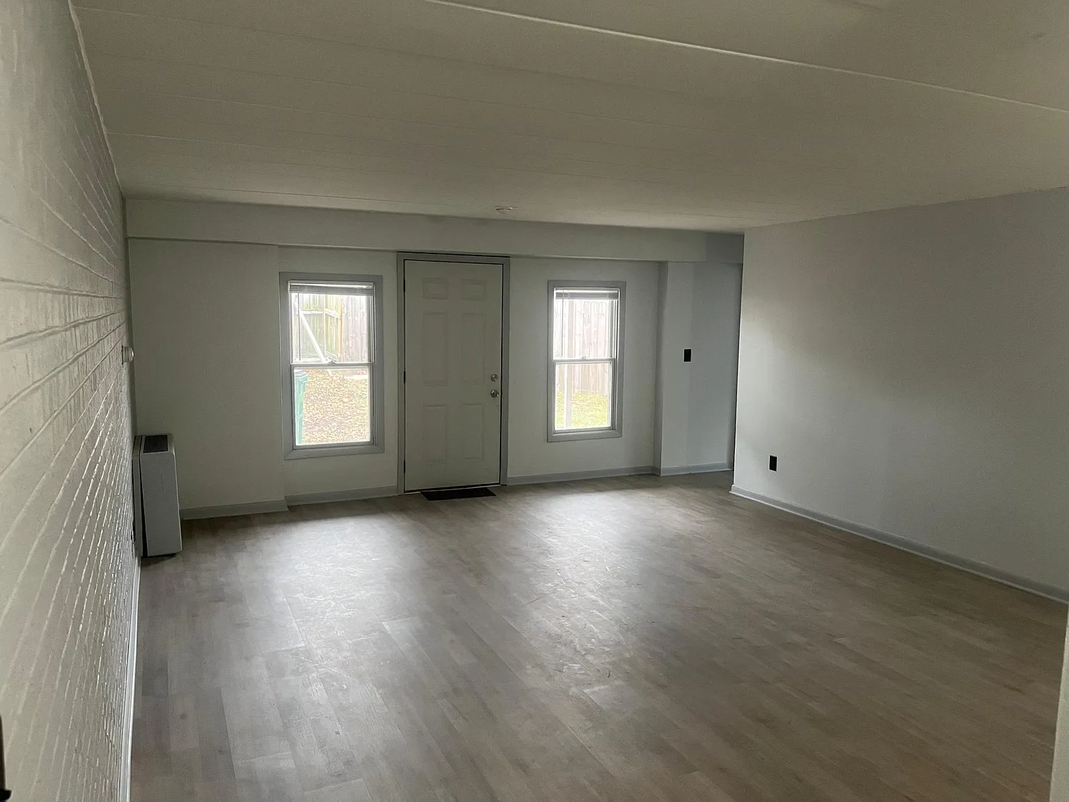 750 Halsted Rd — Photo 4