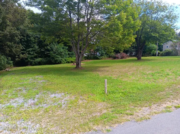 915 Short Ave, Cresson, PA 16630
