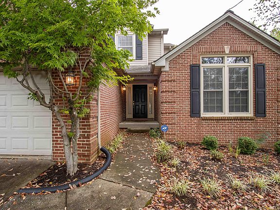2nd image of 541 Forest Hill Dr
