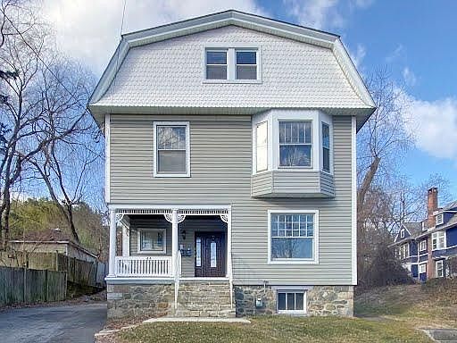 1st image of 44 Leroy Pl #1