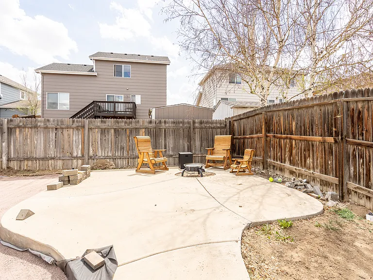 857 Regent Ct — Photo 22