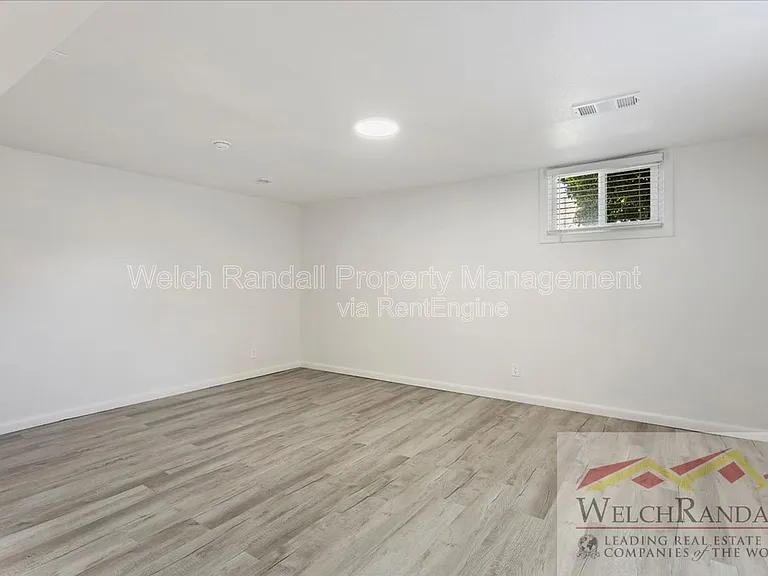 2711 Gramercy Ave #C — Photo 3