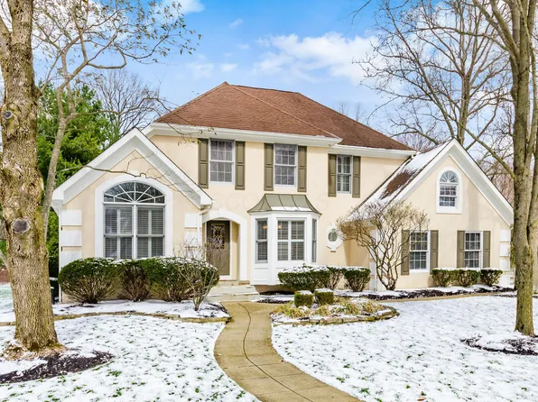 1330 Bayboro Dr, New Albany, OH 43054