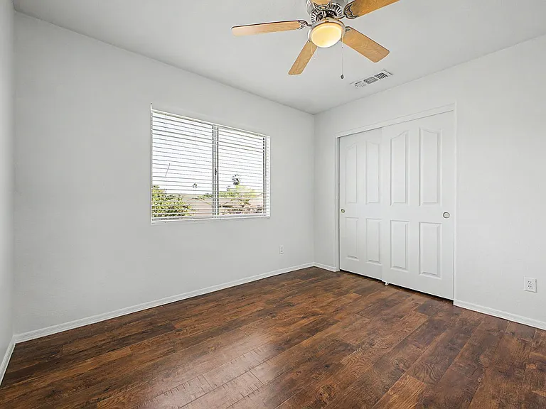 1295 S Honeysuckle Ln — Photo 29