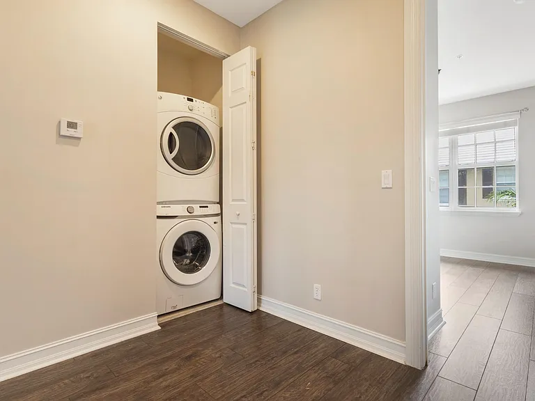 110 W Coda Cir — Photo 26