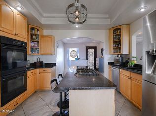 1102 E Ina Rd, Tucson, AZ 85718