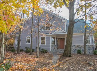 6 Granite Dr, Cedar Grove, NJ 07009