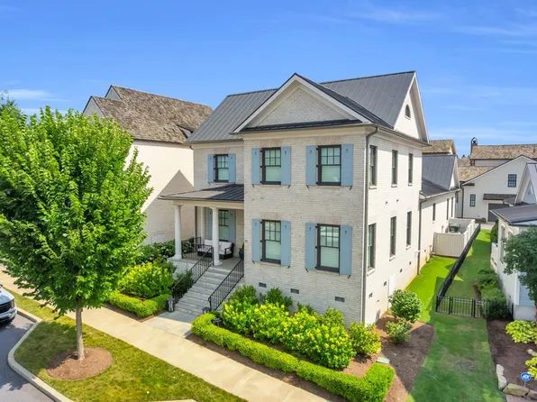 22 Odell St, Greenville, SC 29615