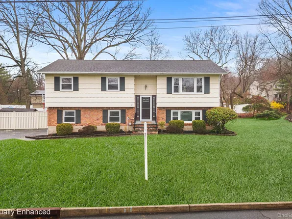 31 Bluebird Drive, Congers, NY 10920