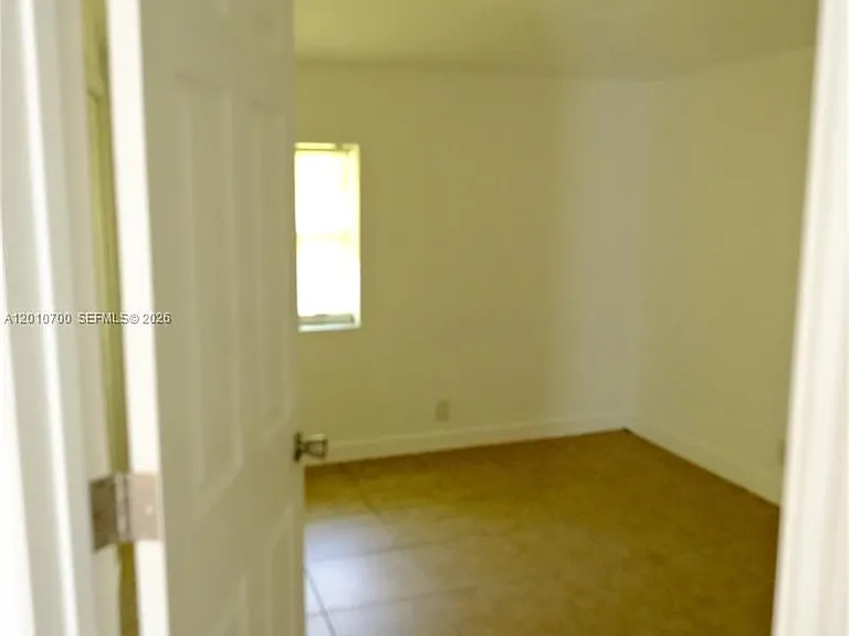 1455 NE 146th St #B — Photo 11