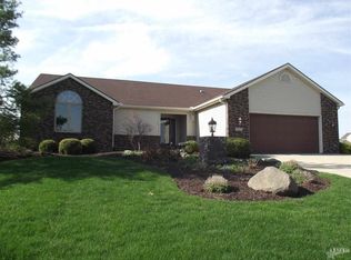 2819 Miller Ridge Ct, Fort Wayne, IN 46818