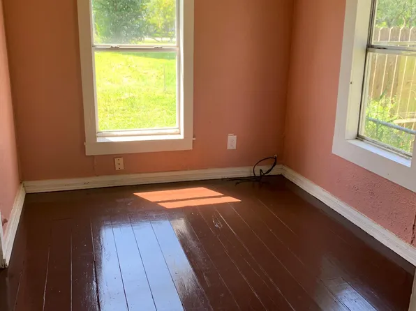 2580 Avenue C, Ingleside, TX 78362