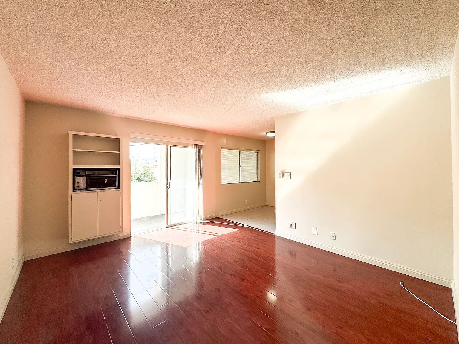 1 bed, 570 sqft, $1,795 — Photo 4