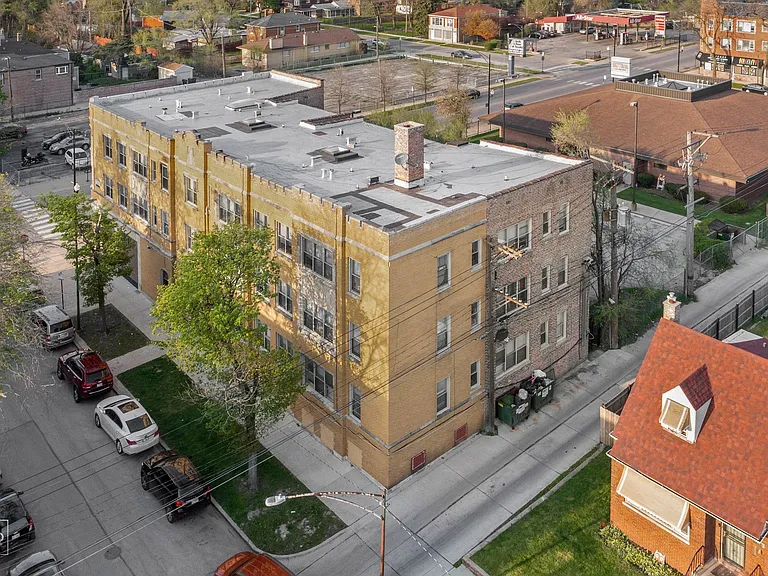 7903 S Luella Ave — Photo 8