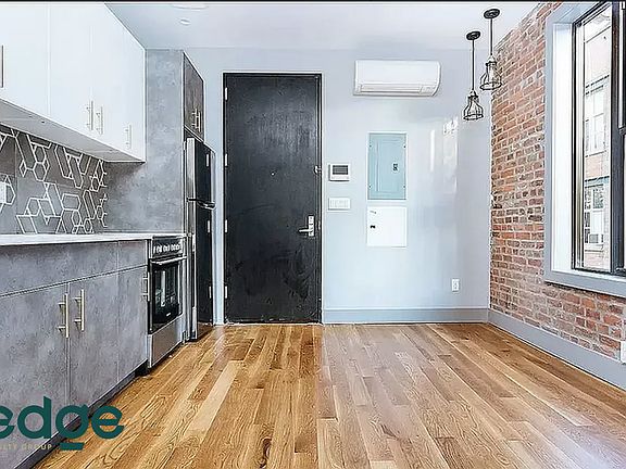 2nd image of 461 Saratoga Ave #2B