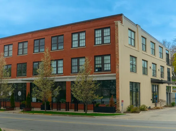 86 Washington St #351, Manistee, MI 49660