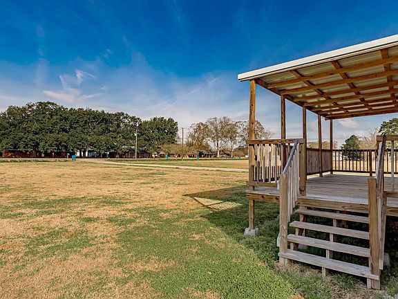 4th image of 3889 Oakland Rd