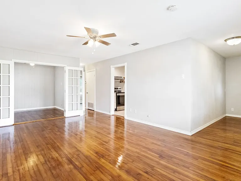 704 Curtiss Ave — Photo 5