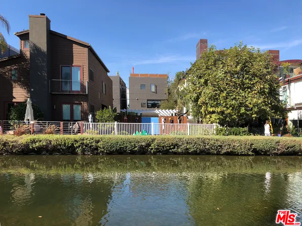 421 Carroll Canal, Venice, CA 90291
