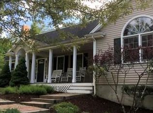 8 Maria Cir, Franklin, MA 02038