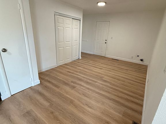 5th image of 1607 E Del Mar St